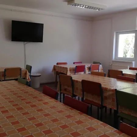 Koezseg Oenkormanyzat - Ifjusagi Szallas *