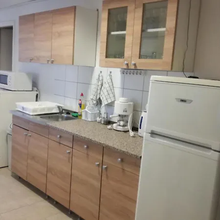 Koezseg Oenkormanyzat - Ifjusagi Szallas * 티하니