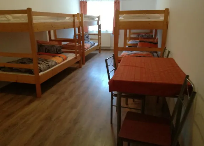 Auberge de jeunesse Koezseg Oenkormanyzat - Ifjusagi Szallas *