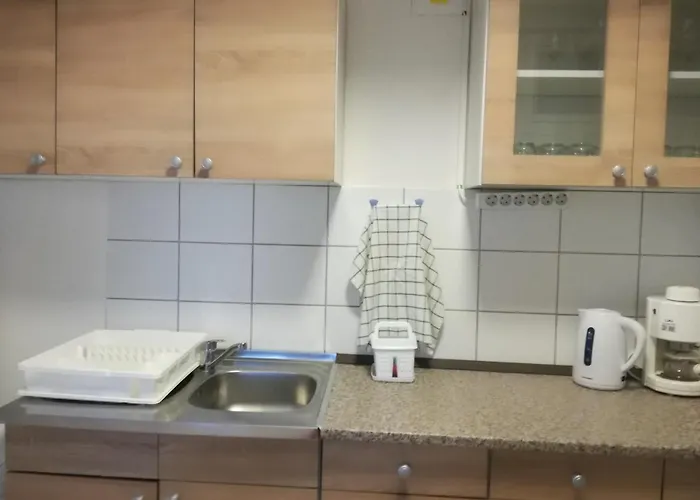 Koezseg Oenkormanyzat - Ifjusagi Szallas