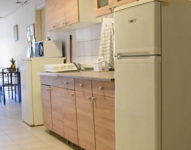 Koezseg Oenkormanyzat - Ifjusagi Szallas Tihany